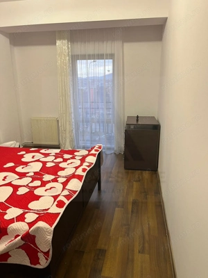 Apartament 2 camere renovat complet etaj 2 lift si parcare in Turnisor - imagine 13