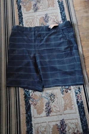 Vând pantaloni scurți bărbați