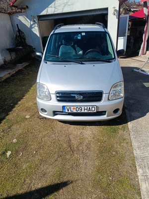 Vând Suzuki wagon R+