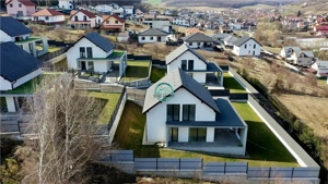 Vand casa cu 4 camere, 2 bai, suprafata utila 140 si teren 500 mp - imagine 4