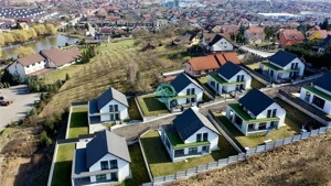 Vand casa cu 4 camere, 2 bai, suprafata utila 140 si teren 500 mp - imagine 2