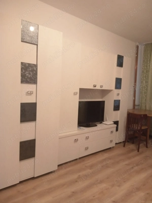 Închiriez garsonieră.220euro