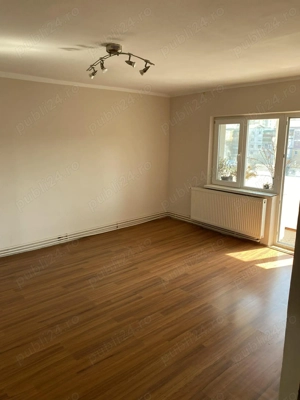 Apartament 3 camere de vanzare , Micro 16 , et. 4 , 68.800 euro neg.