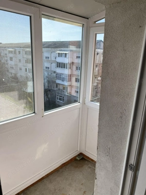 Apartament 3 camere de vanzare , Micro 16 , et. 4 , 68.800 euro neg. - imagine 5