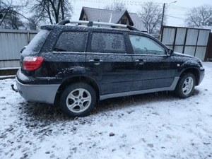 Mitsubishi Oautlender 