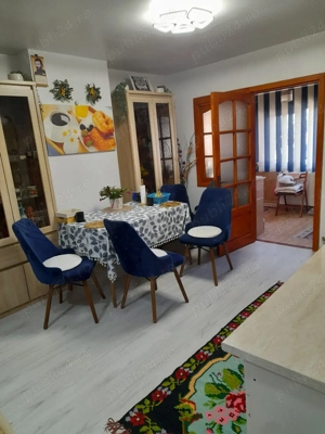 vînd apartament 4camere, parter zona Central în orasul Însurăței Brăila.  - imagine 3