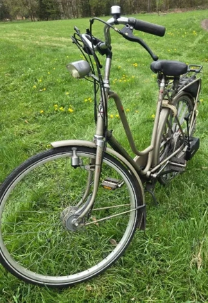 Bicicleta SACHS consum benzina doar 1 litru la 100 km