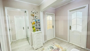 Apartament 3 camere, 64 mp, decomandat – Etaj 2 – Zonă excelentă