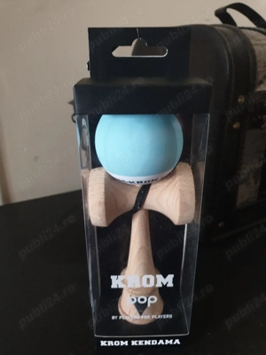 vând kendama 