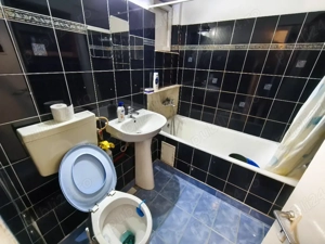 Garsoniera Drumul Taberei Hanul Drumețul  - imagine 8