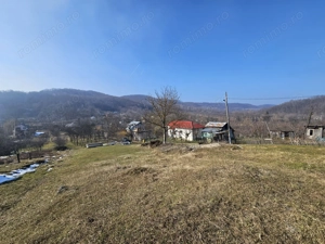 Casă pe platou, liniște și natură – Boțești, Argeș - imagine 19