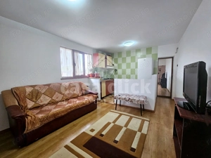 Cameră la casă, intrare separată, utilități incluse   Micro 16