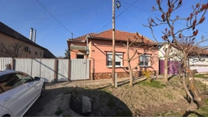 casa de vanzare batania 