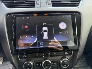 Skoda Octavia Combi 4x4 - imagine 13