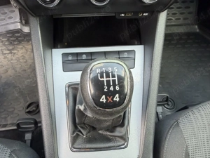 Skoda Octavia Combi 4x4 - imagine 14