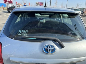Vând Toyota Auris Hybrid  - imagine 4