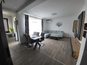 Închiriez apartament 3 camere Zona Braytim, locul de parcare inclus