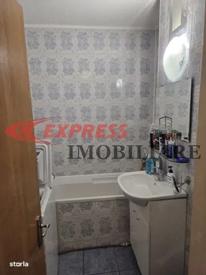 Dristor, Ramnicu Sarat, Bloc mixt, Auchan Vitan - imagine 3