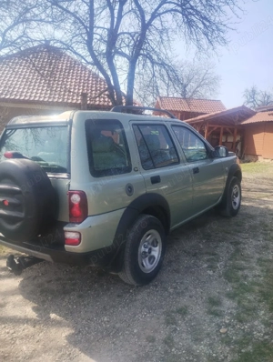 land ROVER frilander  - imagine 3