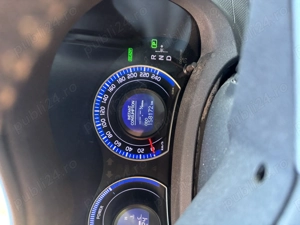 Vând Toyota Auris Hybrid  - imagine 6
