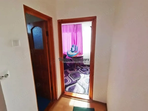 Apartament 4 camere semidecomandat, zona centrala, etaj 9 Piatra Neamt