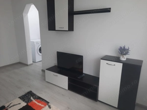 Închiriez apartament  - imagine 4
