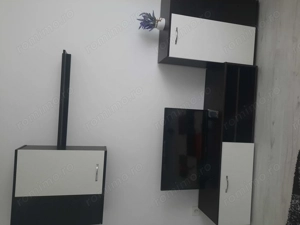 Închiriez apartament 