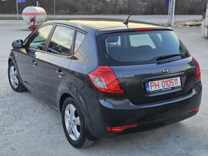 Kia Ceed 1.6CRDI 2011 Euro 5 Numere valabile - imagine 4