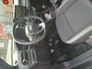 Dacia duster 2025.02 gpl de fabrică,13.500km full! revizii plătite! varianta extreme! nouă! - imagine 6