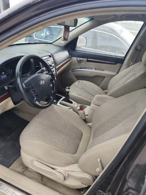 Dezmembram Hyundai Santa fe 2.2 crdi 4x4 Cutie manuala An 2007 Cod motor D4EB - imagine 2