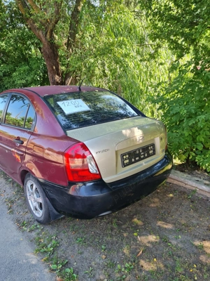 Dezmembrez Hyundai Accent 1.5 crdi - imagine 2