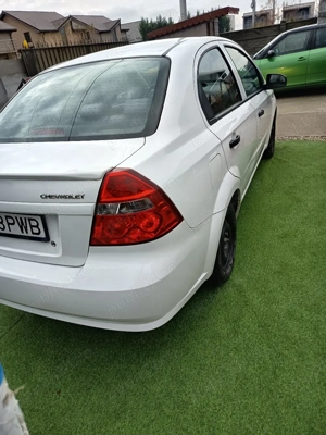 Vând Chevrolet Aveo,2010, benzină, - imagine 5