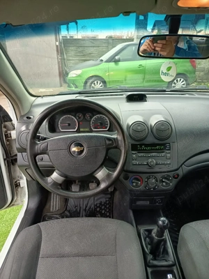 Vând Chevrolet Aveo,2010, benzină, - imagine 4