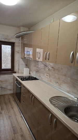 Închirieri apartamente 2 camere decomandat  - imagine 8