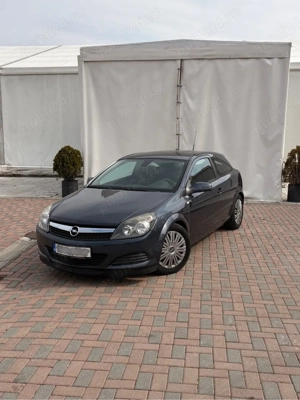Opel Astra H GTC Full Option    06 2  km   stare impecabilă- 2250  neg