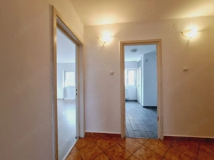 2 balcoane, 2 bai, | Decomandat | Soarelui | - imagine 8