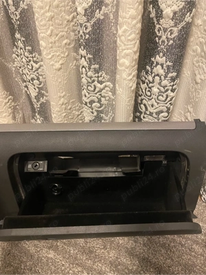 dezmembrez motor 1.9 tdi bxe 212 mii km plus piese interior jetta - imagine 8