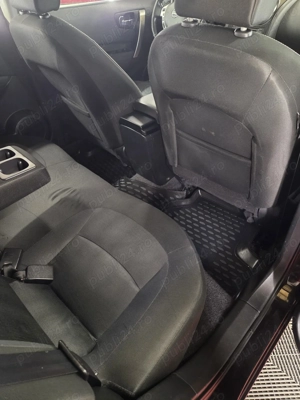 Vând Nissan Qashqai, an 2011. Masină bine întreținută si curata profesionist! - imagine 3
