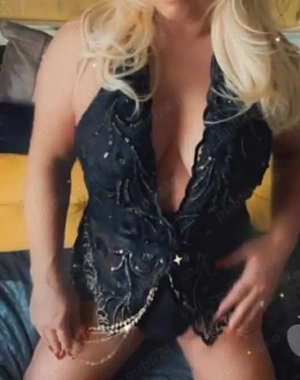 Larisa e in oras !!!!