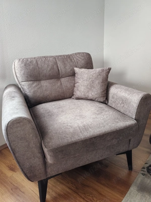 Vand 2 fotolii si o canapea extensibila