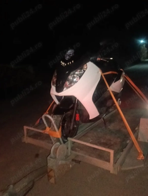 Se vinde cu transcriere.