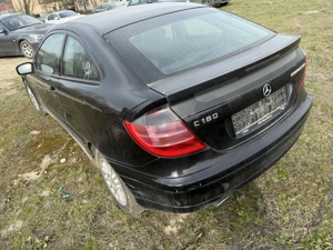 Dezmembrez c klass W203 1.8 - imagine 2