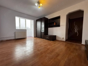 Vand Apartament 2 cam Lipovei