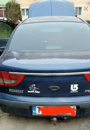 Vand Renault Megan pentru dezmembrat sau reparat - imagine 3