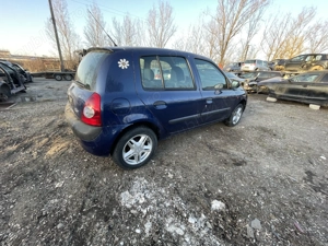 Dezmembrez Renault Clio II 1.2 16V 75CP - imagine 6