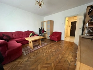 Central - zona Neptun. etaj 2. DECOMANDAT!