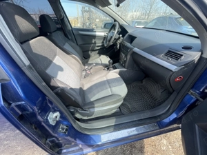 Dezmembrez Opel Astra H 1.4 Benzina - imagine 4