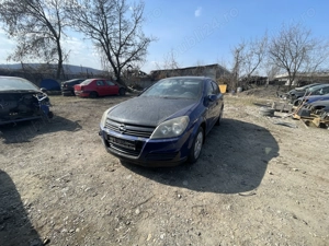 Dezmembrez Opel Astra H 1.4 Benzina