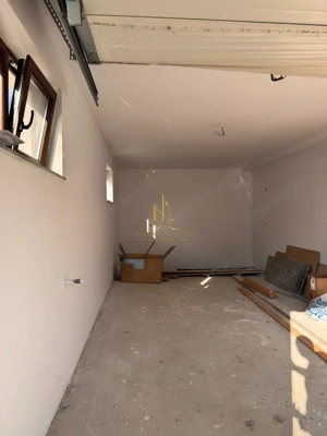 Vând casă cu garaj – în Ipotesti - imagine 15