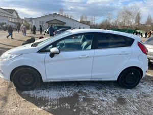 De vanzare FORD FIESTA 2011 - imagine 7